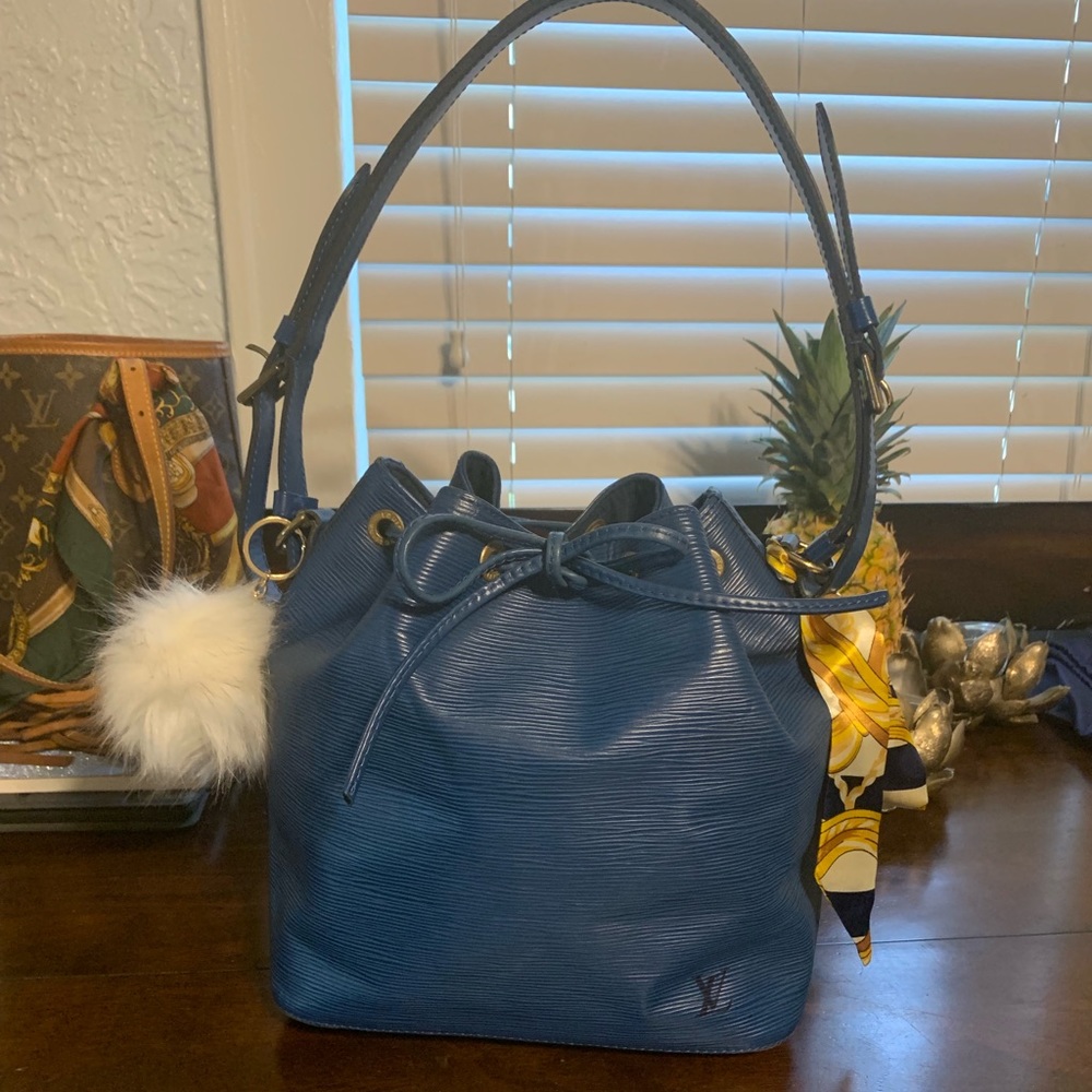 Louis Vuitton Epi Petit Noe